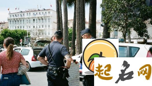 梦见到自己被警察抓怎么回事 梦见被警察抓有什么预兆 梦到警察抓别人什么意思