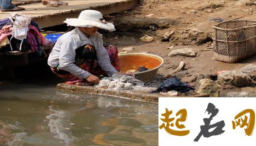 梦见河水很急 女人梦见河水干了