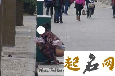 梦见女人拉屎拉自己一身是什么意思【好不好】 梦见小男孩拉我一身稀屎