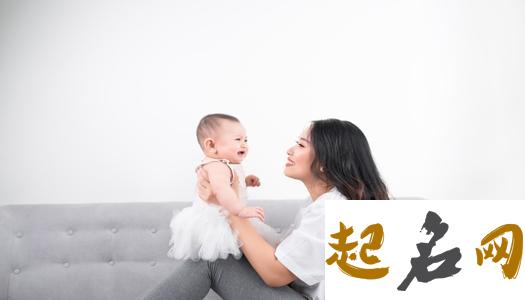 梦见抱孩子 女人梦到抱着个小男孩